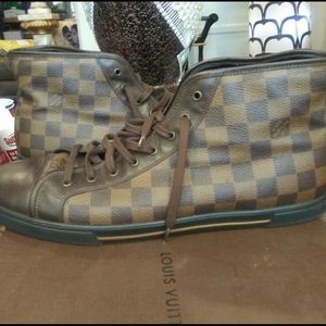 Louis Vuitton chuck sneaks